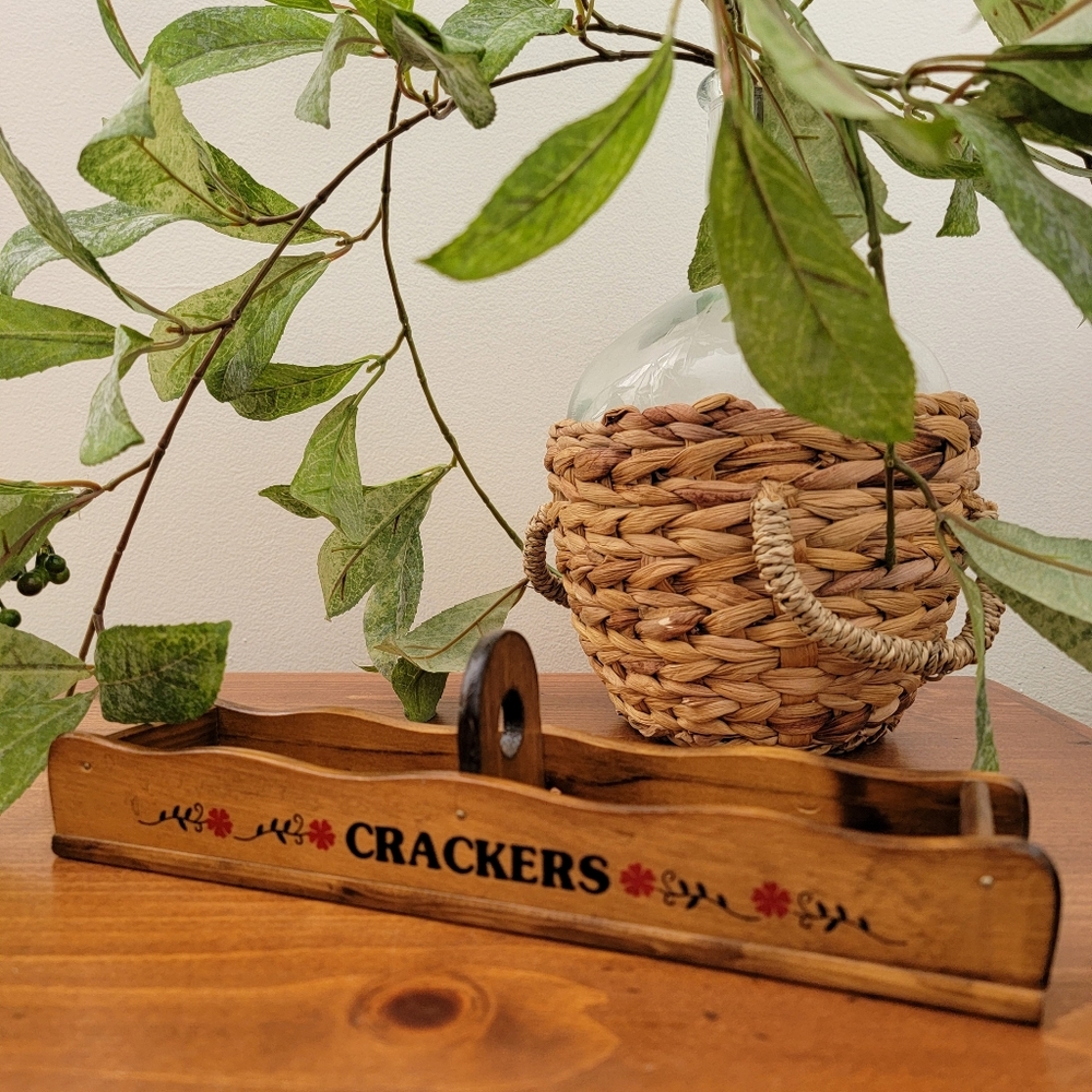 Vintage Giftco Inc. Handpainted Wooden Crackers Serving Tray Caddy Holder